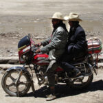 2005 LE KHAM ET L&rsquo;AMDO