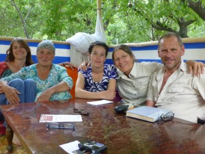 Avec Mavluda et Nigora sur la tapchan